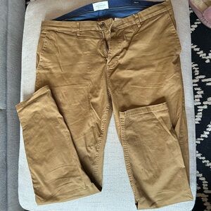 Men's Khaki Pants